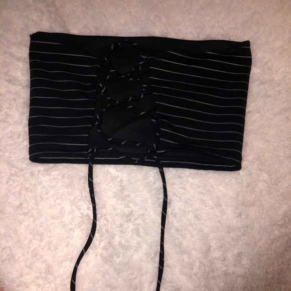 2/$20💕 lace back tube top - Picture 4 of 7